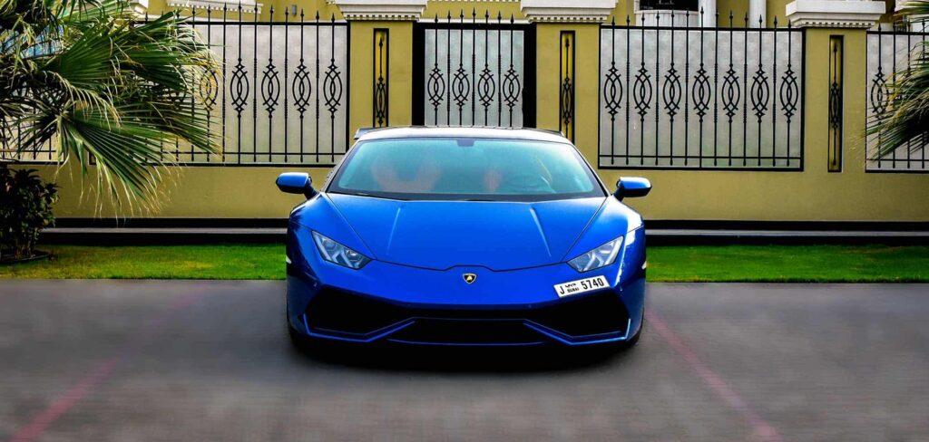 Lamborghini-Huracan-For-Rent-1024x488-2.jpg